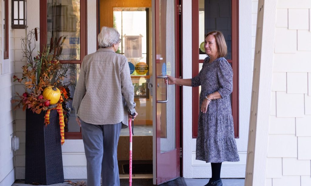 Harbor Hospice staff welcomes a Harbor Hospice patient to our facility